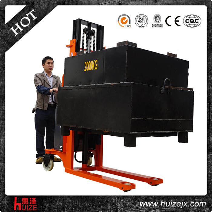 升高4.5米半電動(dòng)堆高車(三門(mén)架) 升高4.5米半電動(dòng)堆高車(三門(mén)架)